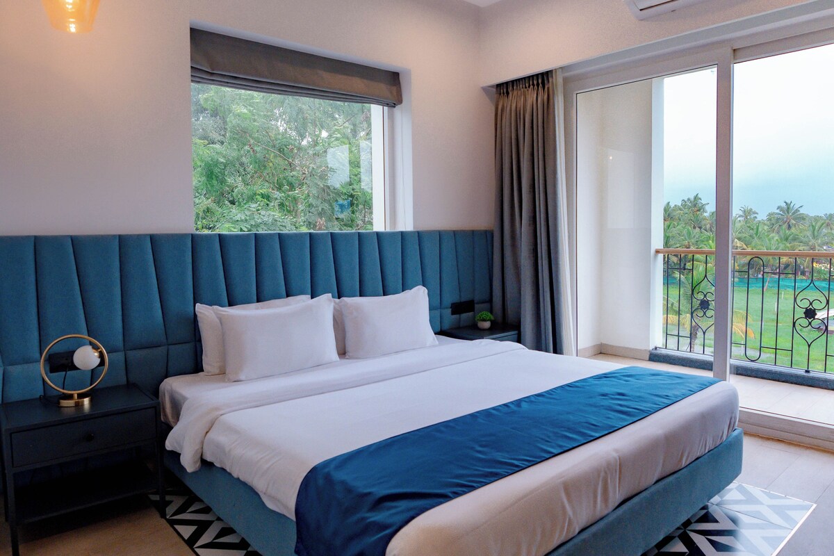 Luxury Double Room, City View | Room amenity