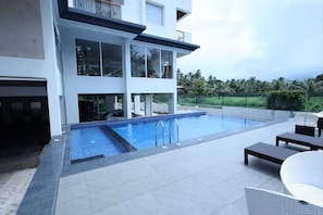 Pool - Calangute Heights (Calangute)
