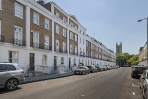 Exterior - Chelsea Bijou, by Veeve (London)