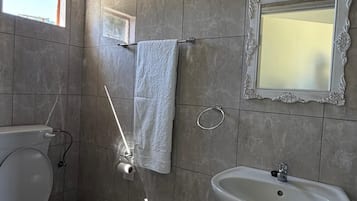 Double Room | Bathroom