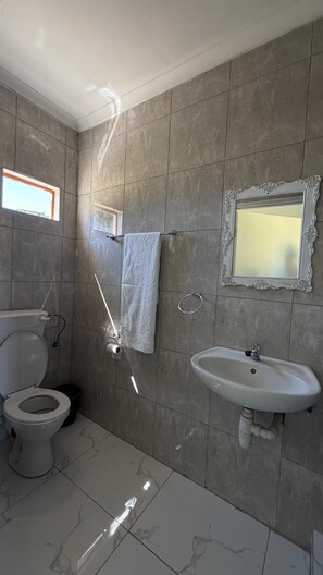 Double Room | Bathroom - Ndiyona  (Ndiyona)