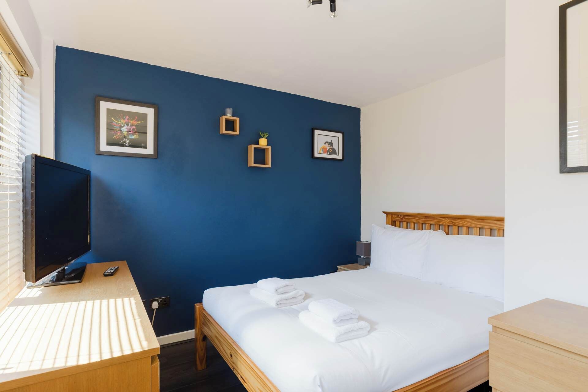 1 bedroom, iron/ironing board, Internet, bed sheets