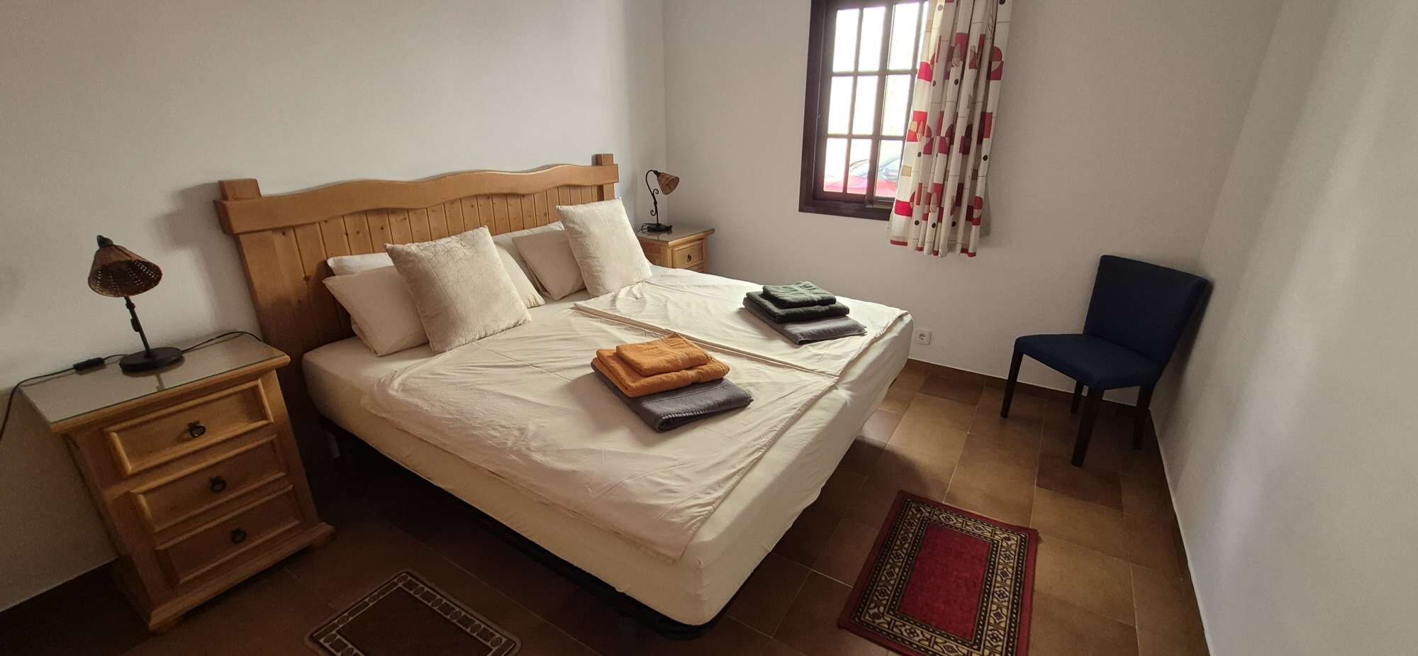 1 bedroom, in-room safe, WiFi (free), bed sheets
