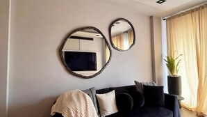 Living area - 1 bedroom apartment with splendour at Diamond in the City (Accra)