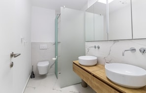 Shower - 3 bedroom amazing apartment in Pakostane (Pakostane)