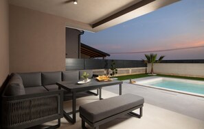 Terrace/patio - Lovely home in Valbandon (Valbandon)