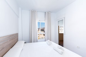 2 bedrooms, bed sheets - Toboso 2J Torrecilla Beach by Casasol (Nerja)