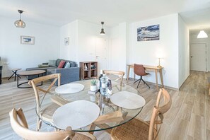 Essbereich im Zimmer