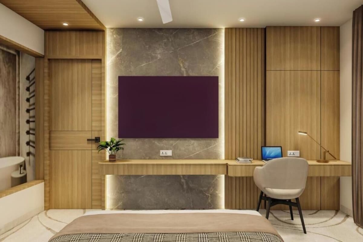 Suite | Desk, laptop workspace, iron/ironing board, WiFi (free)