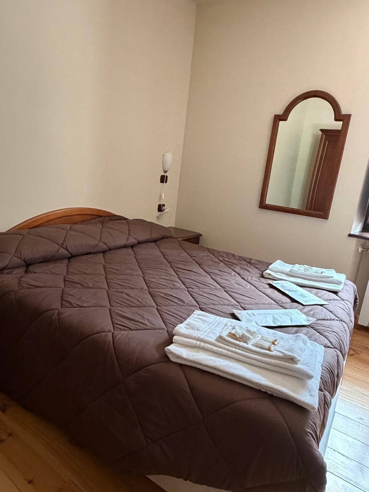 Superior Twin Room, Ensuite