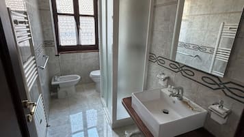 Doppelzimmer | Badezimmer