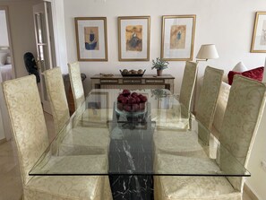 Dining - Ático con piscina privada en el centro de Marbella a 200m de la playa (Marbella)