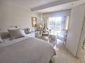 3 Schlafzimmer, Bügeleisen/Bügelbrett, Internetzugang, Bettwäsche