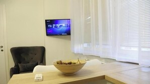 Interior - Blue & Rose Cozy | Heart of Sarajevo | Quiet Stay • Self Check-in • Elevator (Sarajevo)