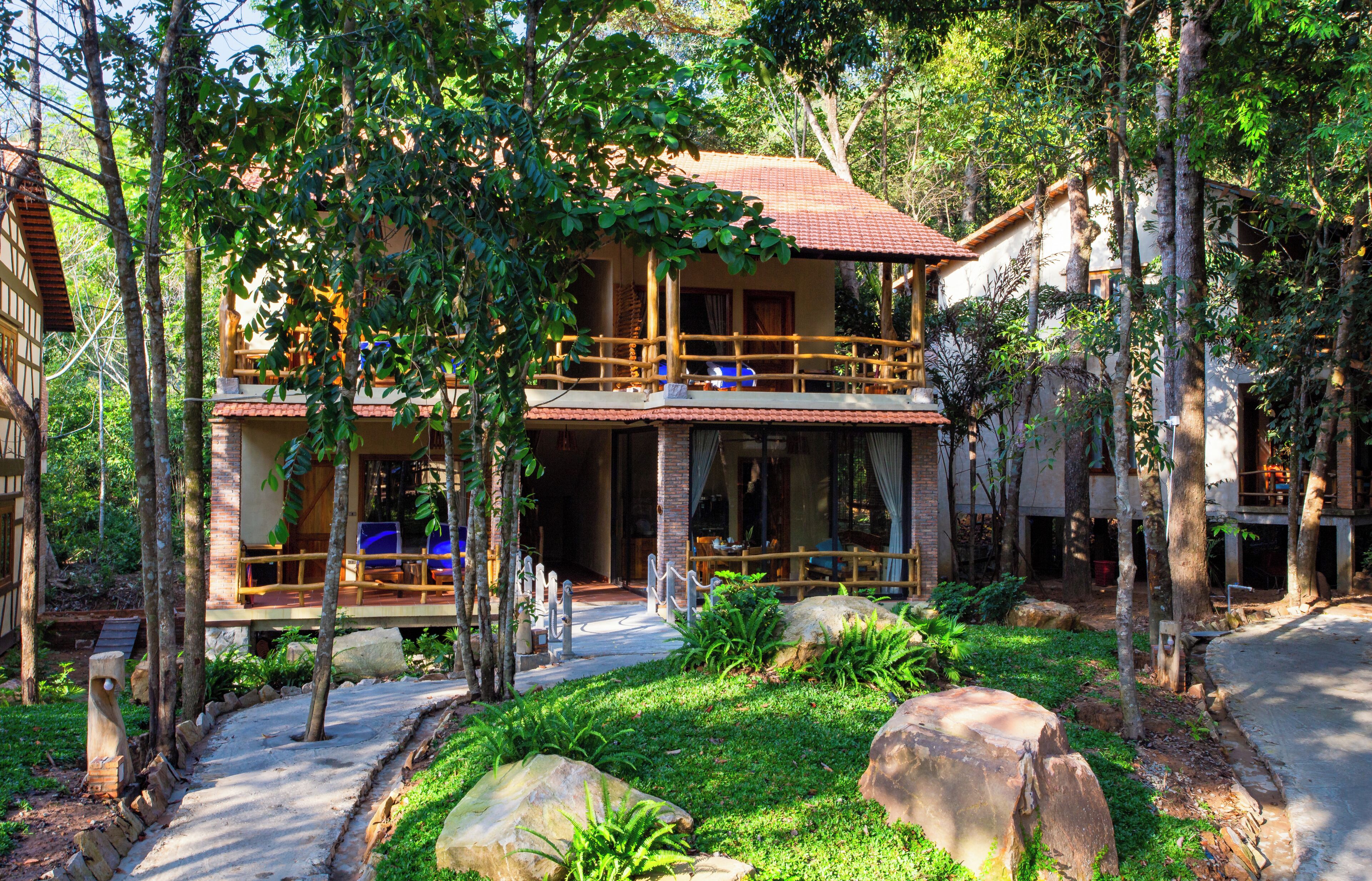 Family Villa, 4 Bedrooms, Balcony, Garden View | In-room safe, laptop workspace, free WiFi, bed sheets