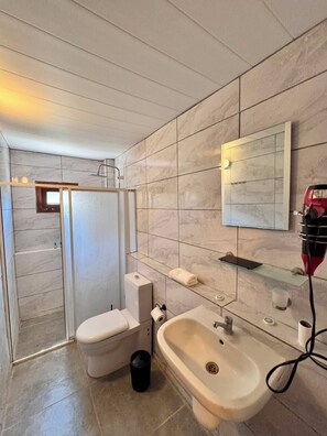 Bathroom - Petrinos Butik Otel (Datça)