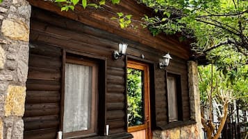 Suite, Garden View | Exterior detail
