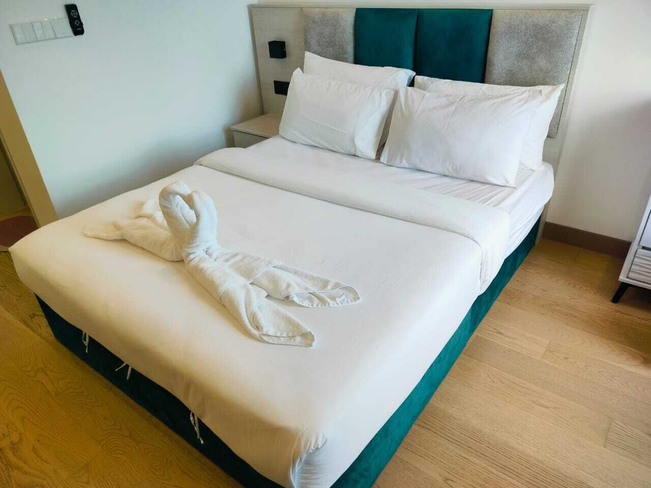 Klassieke suite, uitzicht op de stad | Luxe beddengoed, pillowtop-bedden, een kluis op de kamer