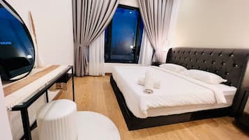 In-room safe, free WiFi