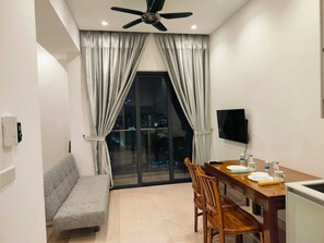 Living area - LUCENTIA RESIDENCE DIAMOND SUITE KLCC (Kuala Lumpur)