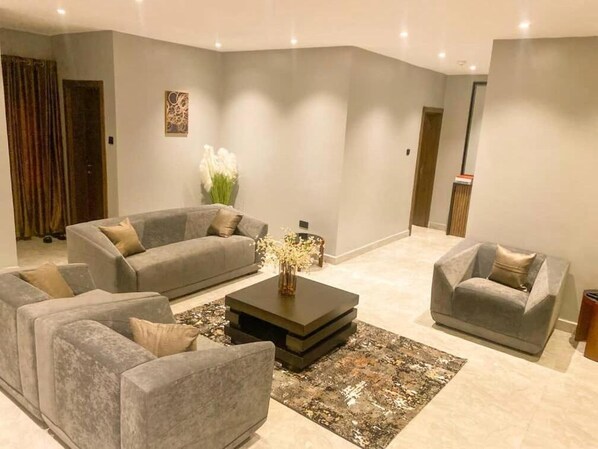 Studiosuite – comfort, byutsikt | Innvendig