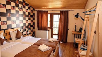 Standard Double or Twin Room, Balcony, Garden View | Hypo-allergenic bedding available, memory foam beds