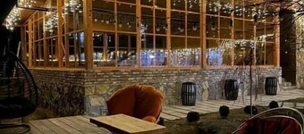 Berkri Gastro Yard & Guest House