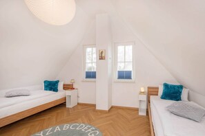 3 室のベッドルーム、WiFi (無料)