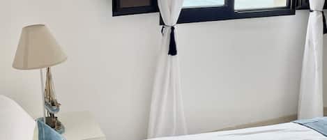 2 bedrooms