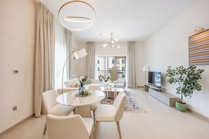 Apartment, Balcony | Interior - Bloomfields 1BR in Fairways 2 Yas Golf (Abu Dhabi)