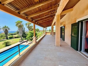 Pool - Palm Villa Ammes | Luxury Estate • Pool • Tennis Court • Steps from Ammes Beach (Svoronata)