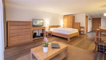 Verdunkelungsvorhänge, schallisolierte Zimmer, kostenloses WLAN