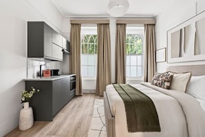 Huoneisto (Large Double Room)