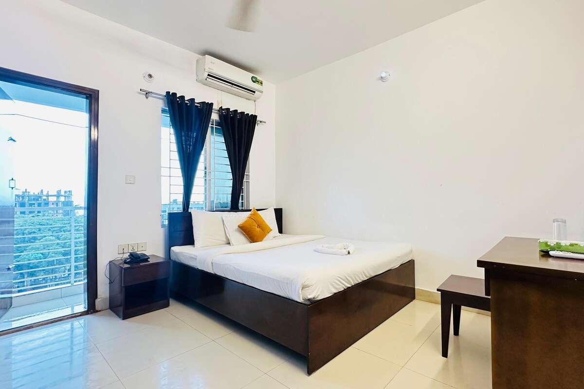 WiFi (free), bed sheets