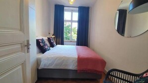 Unclassified image, 2 of 6, button - Modern Living with the Charm of Historic Buildings – Apartments by DASBREITEHOTEL in Basel (Basel)