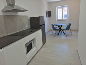 Comfort Apartment | Private kitchen | Fridge, stovetop, dishwasher, highchair - Residence Five (Fondi)