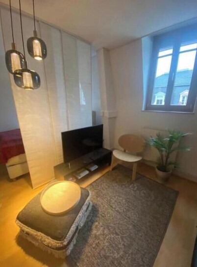 Studio Apartment – Modern Living with the Charm of an Old Building in Basel’s Breitequartier