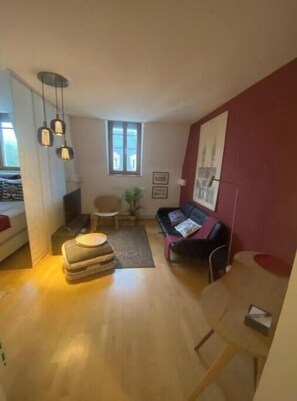 Living area - Vrbo Property (Basel)