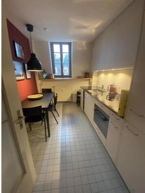 Private kitchen - Vrbo Property (Basel)