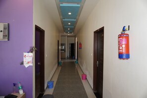 Interior - Hotel Mayur Palace (Khatoo)