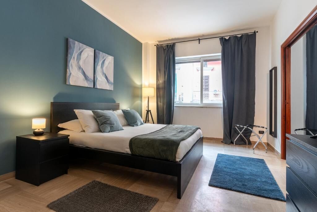 Rideaux occultants, chambres insonorisées, Wi-Fi gratuit