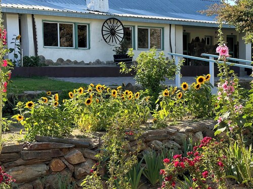 Rancho Meling Mountain Cabin #1 with Pool and Views