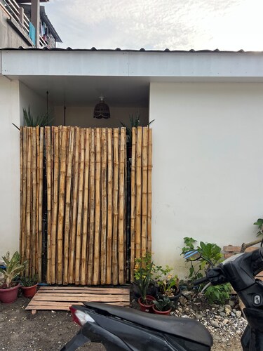 Private Tiny Home Studio in General Luna Fast WiFi