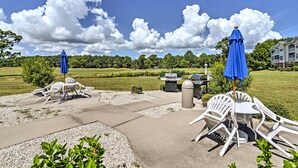 Apartment (1 Bedroom) | Interior - Condo w/ Pools! 5 Mi to Broadway at the Beach (Myrtle Beach)