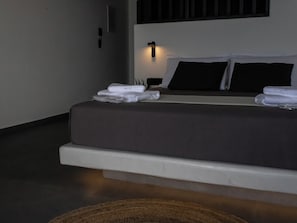 Caja de seguridad en la habitación, insonorización y wifi gratis