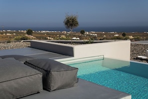 Pool - Lithora Suites (Oia)