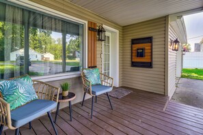 House (2 Bedrooms) | Interior - 4 Mi to Utoledo! Cozy Family Home (Toledo)