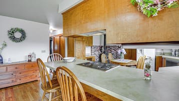 Hus (4 Bedrooms) | Interiör