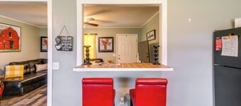 1 Mi to Dtwn! Quaint Vidalia Getaway w/ Patio