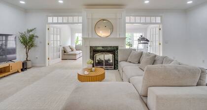 Serene & Sleek Family Retreat w/ Office in Shirley